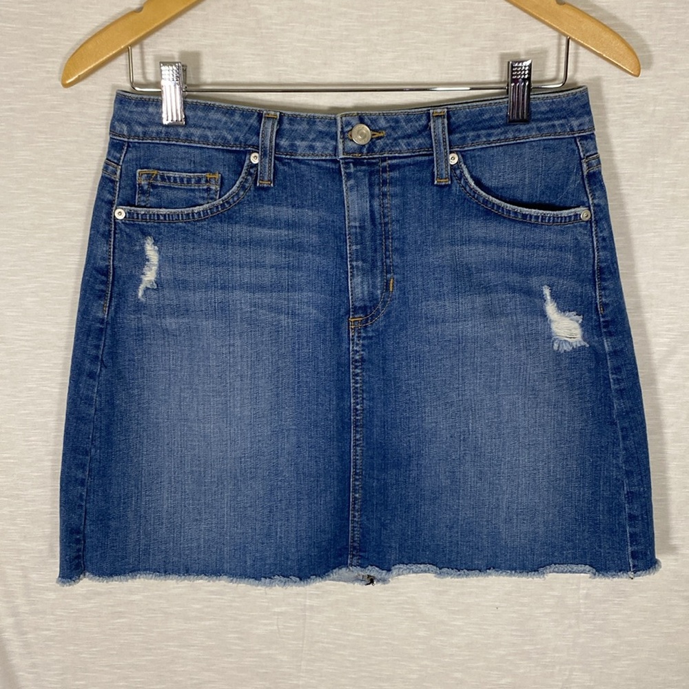 Just Black Denim Distressed Raw Hem Mini Skirt Size Medium School‎ Party